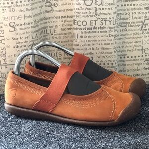 Keen Sienna Mary Jane Shoe sz 7